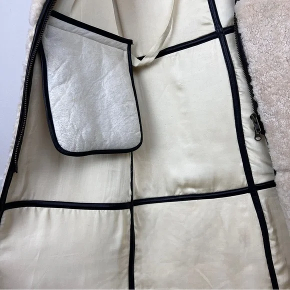 Nicholas K Rare Himalaya Genuine Shearling Sleeveless Coat - Picture 9 of 12